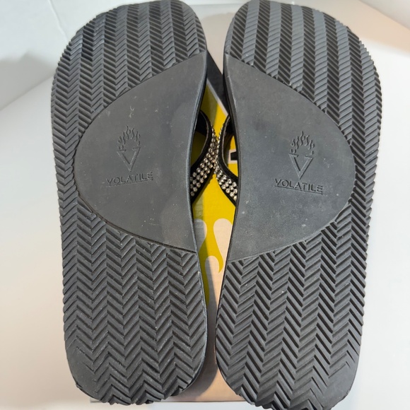 Vionic Riches Rhinestone Flip-flops - Picture 4 of 6